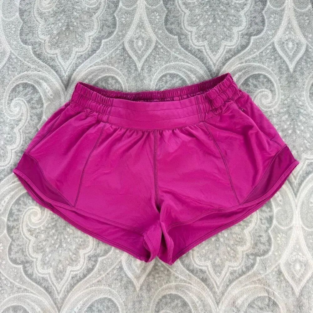 Womens Lululemon Hotty Hot Short II *2.5
